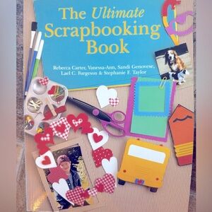 BOOK “The Ultimate Scrapbooking”